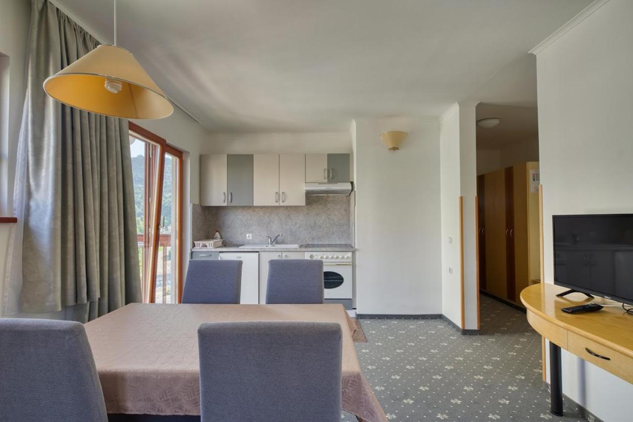 Zreče Garni Hotel Zvon מראה חיצוני תמונה