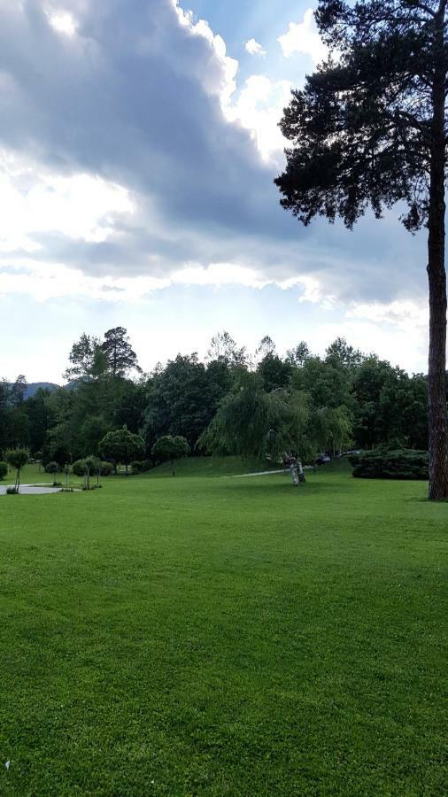 Zreče Garni Hotel Zvon מראה חיצוני תמונה